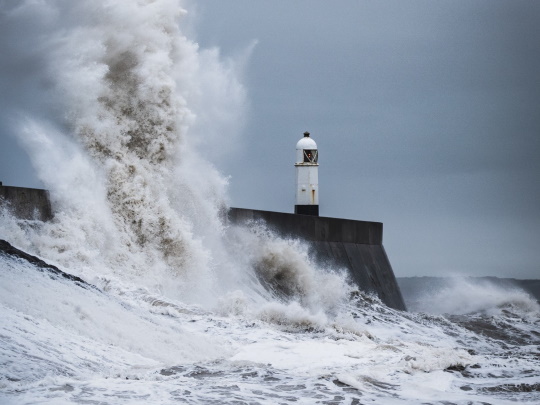 porthcawl overtopping square