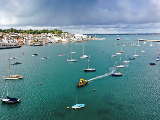 cowes-main-harbour-moorings-c-chc-1140.jpg